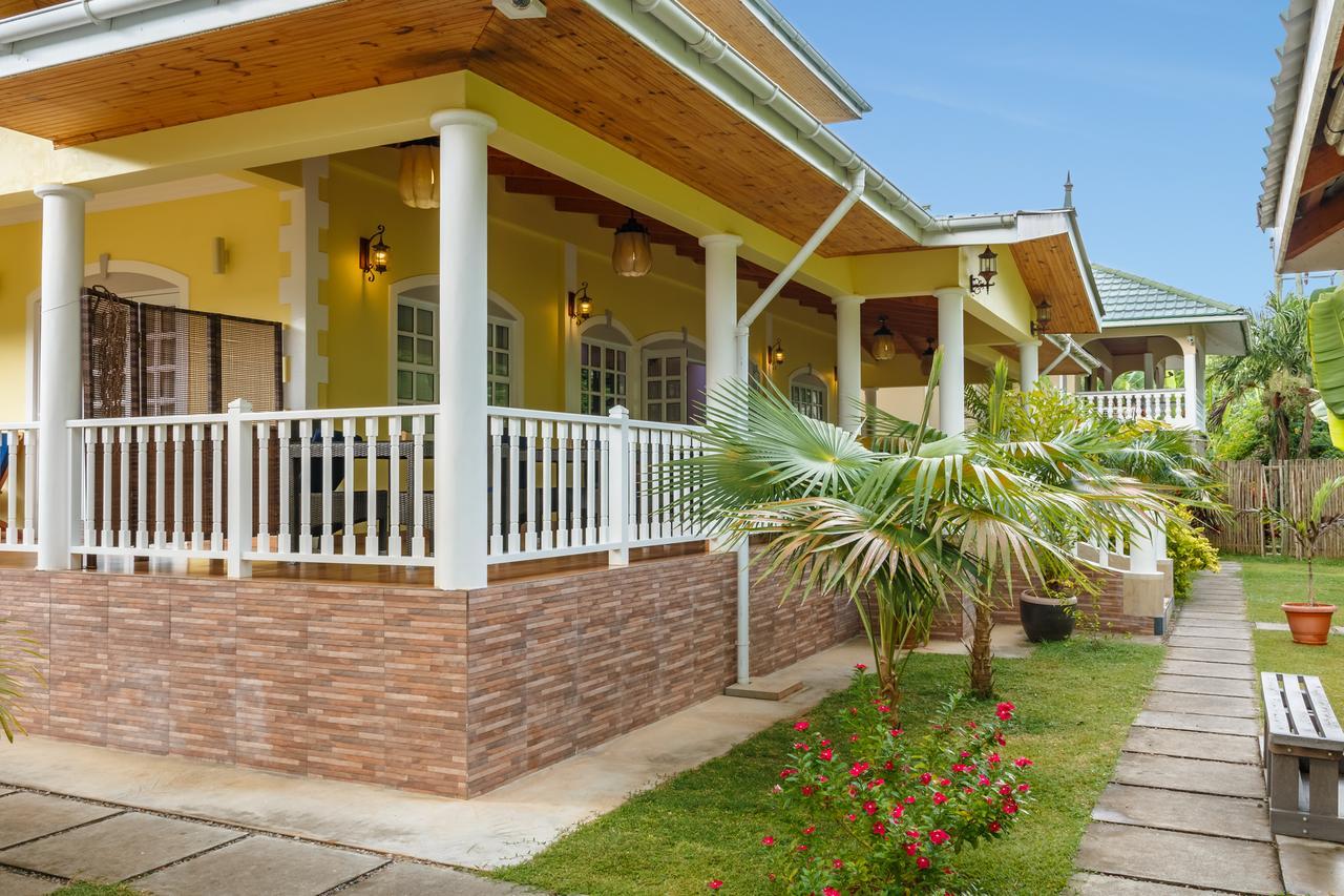 Captain'S Villa Takamaka Exterior photo