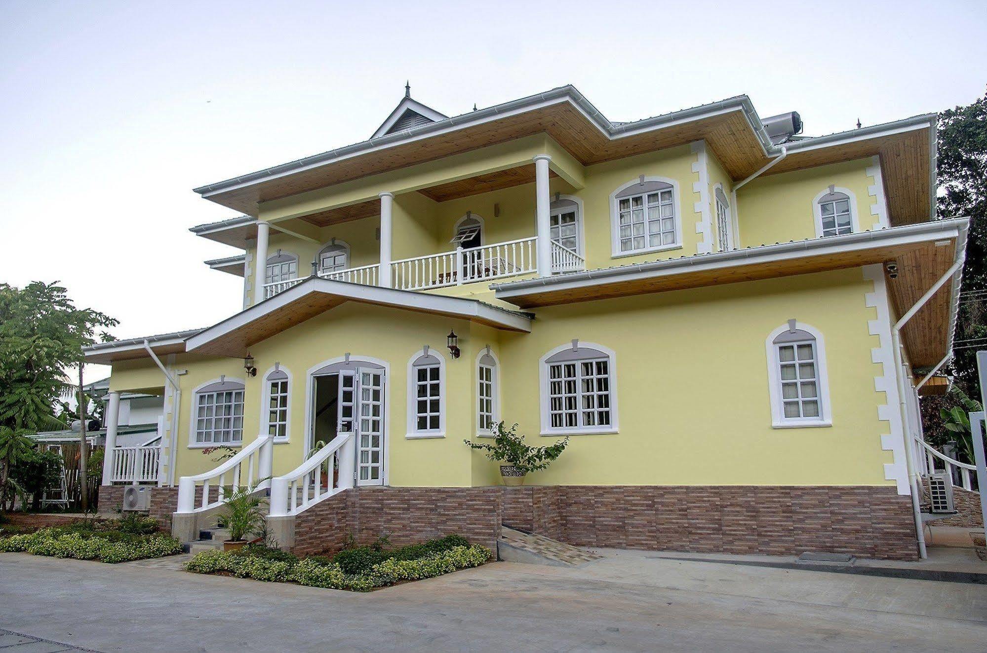 Captain'S Villa Takamaka Exterior photo